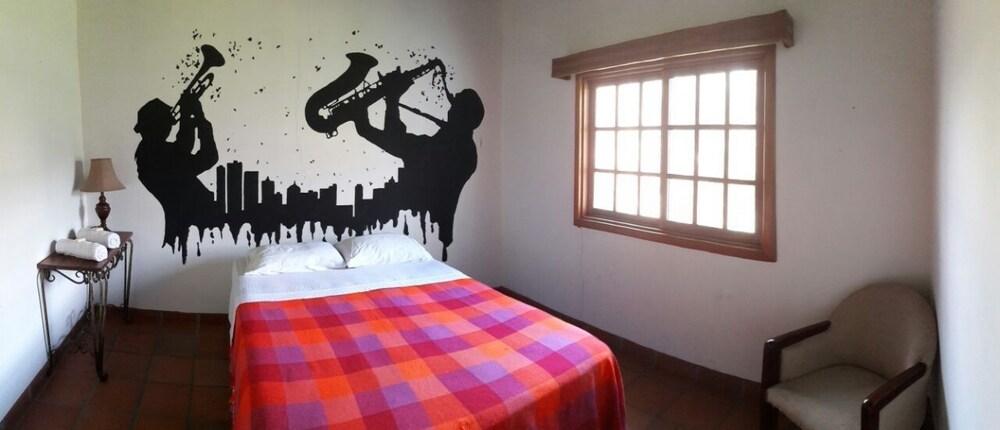 Hostal Garden by Refugio del Rio