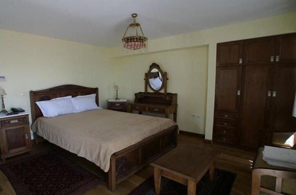 Taygetos' Balcony Hotel