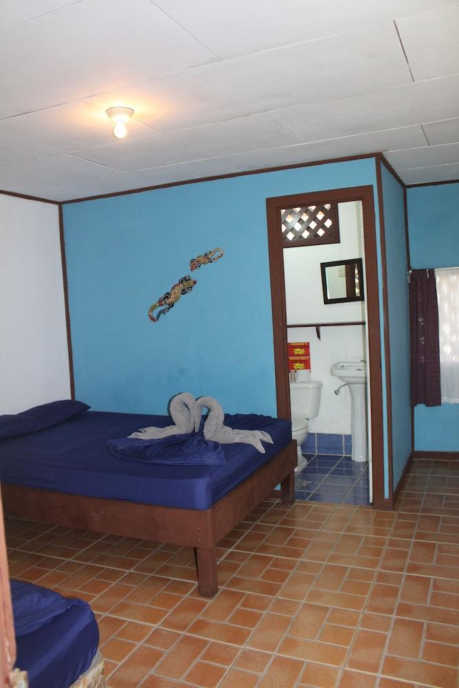 La Casona de Tortuguero