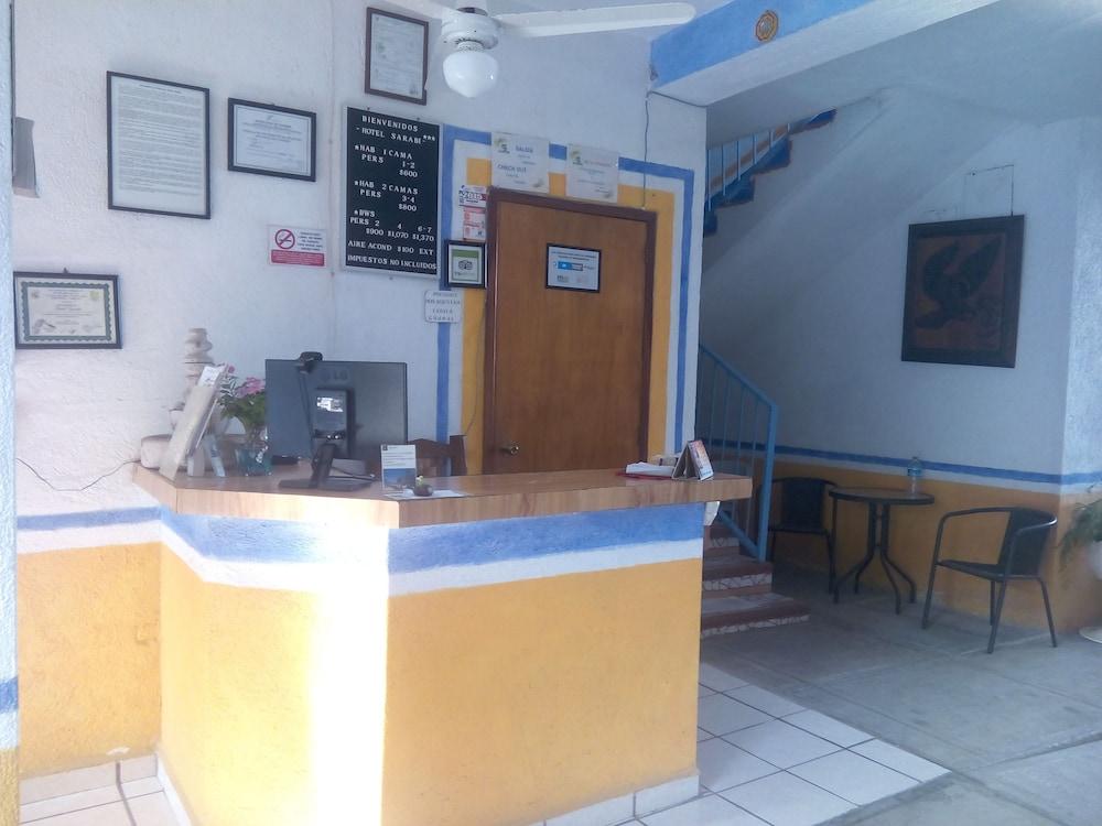 Hotel Sarabi Barra de Navidad