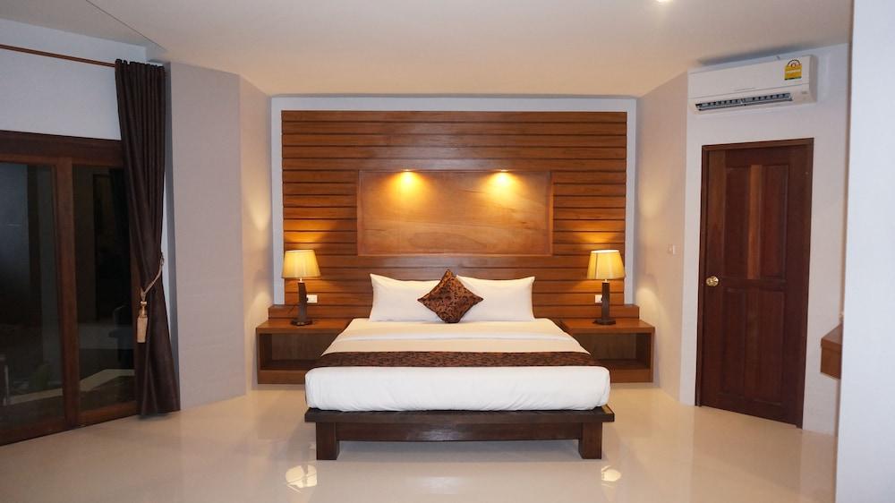 Lanta Intanin Resort