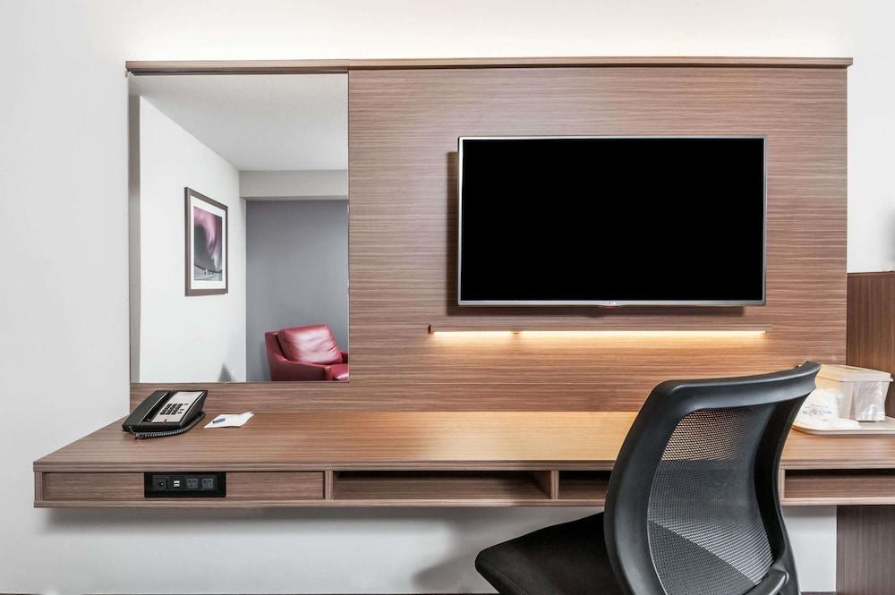 Microtel Inn & Suites By Wyndham Fort St John