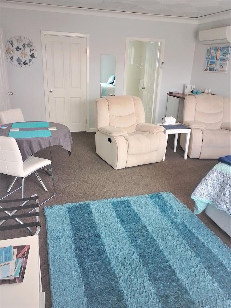 Palm Beach Guest House