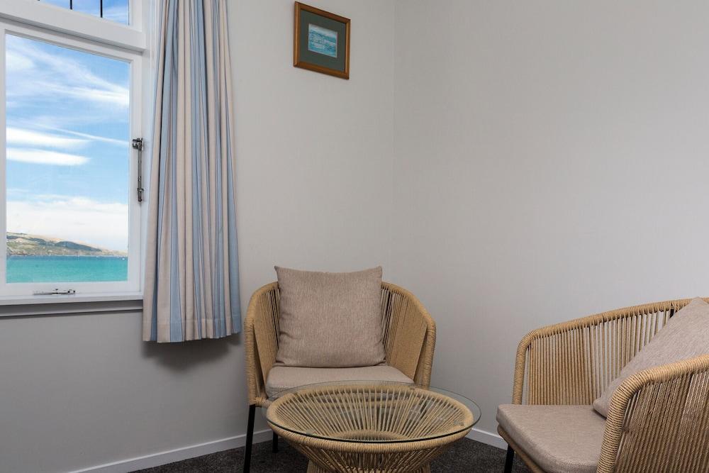 Moana Lodge - Guest House