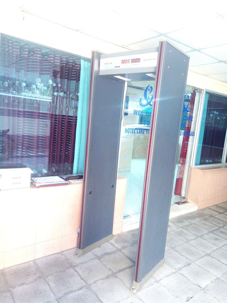 Hotel Lake View Plaza