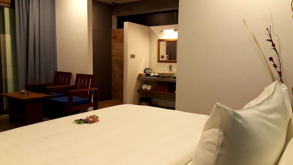 Chez Moi Suite and Spa