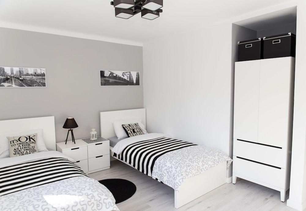 Warsawrent Apartments Centralna