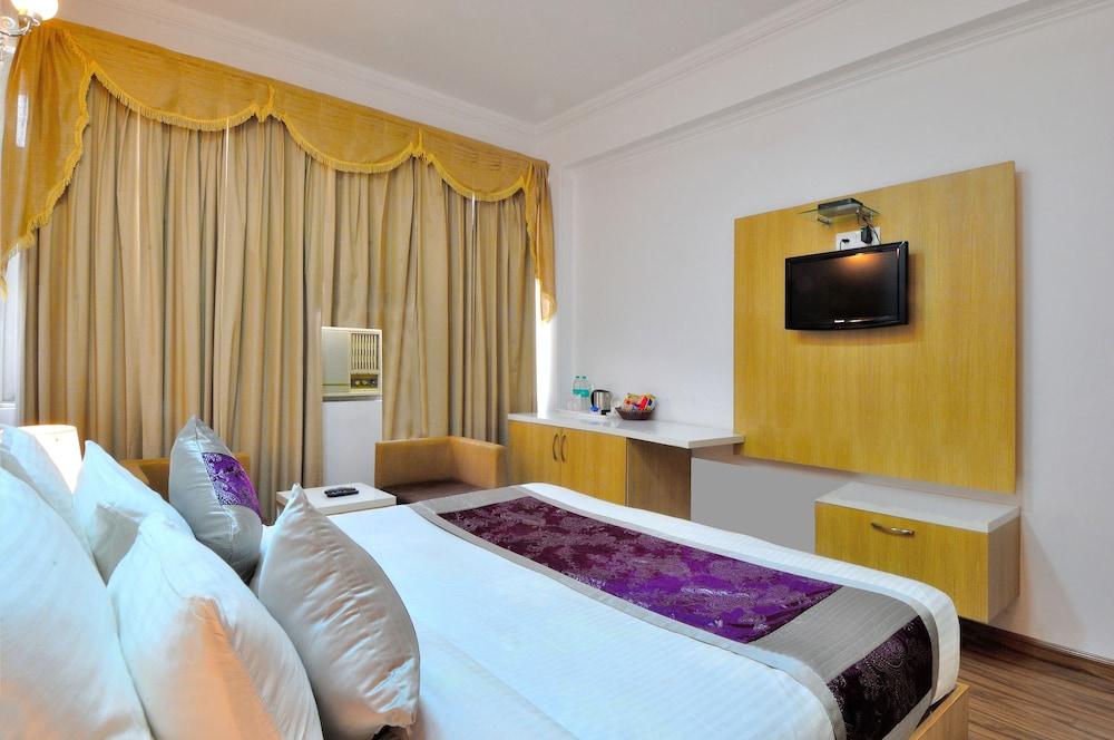 Hotel Solitaire Chandigarh