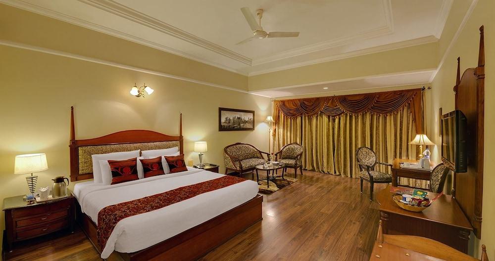 Hotel Babylon International