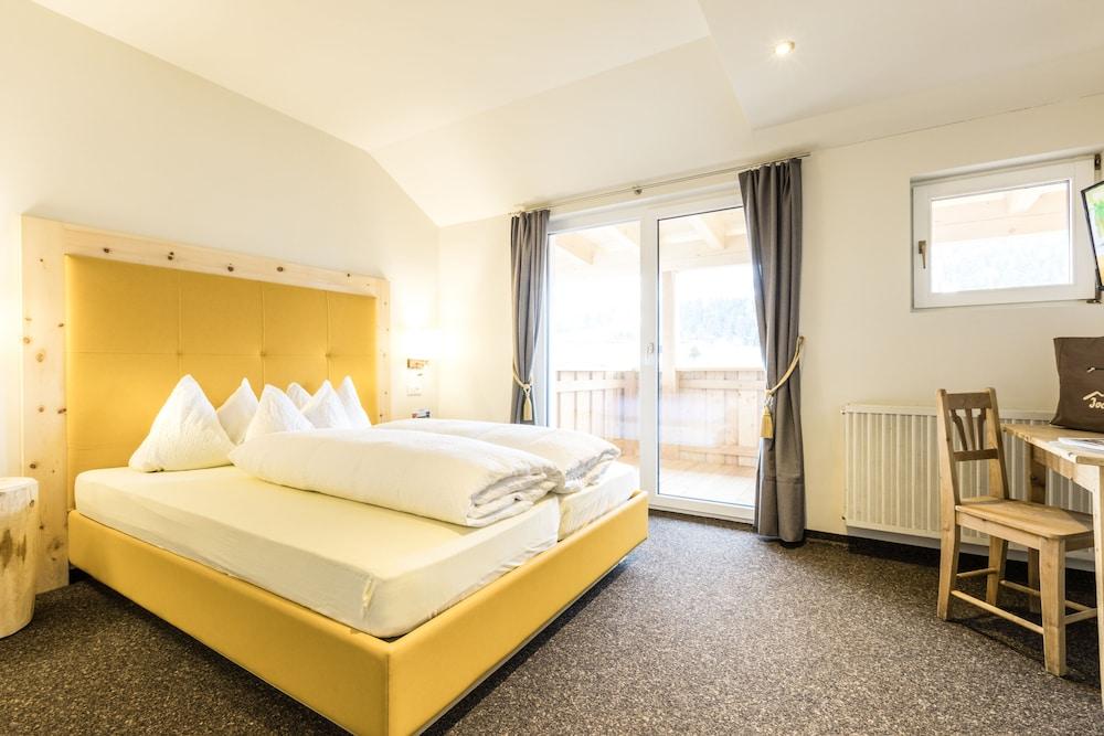 Berghotel Jochgrimm - Your hoome in the Dolomites