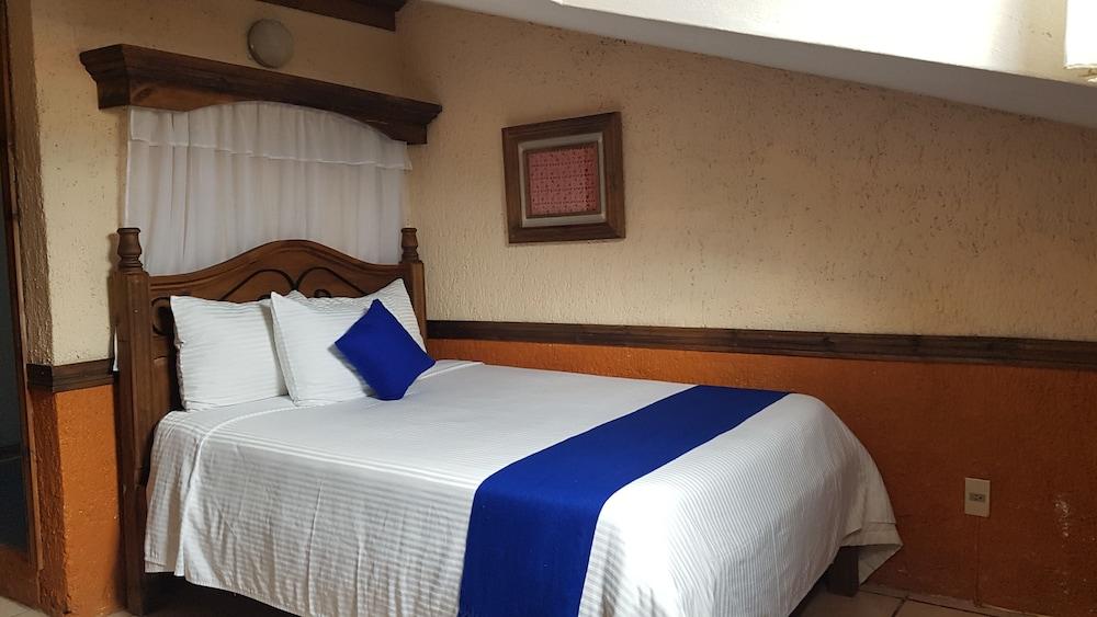 Hotel Mision Colonial San Cristobal