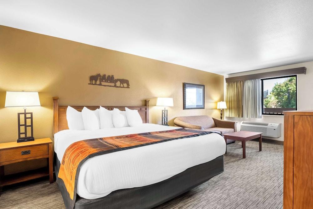 Best Western Grande River Inn & Suites