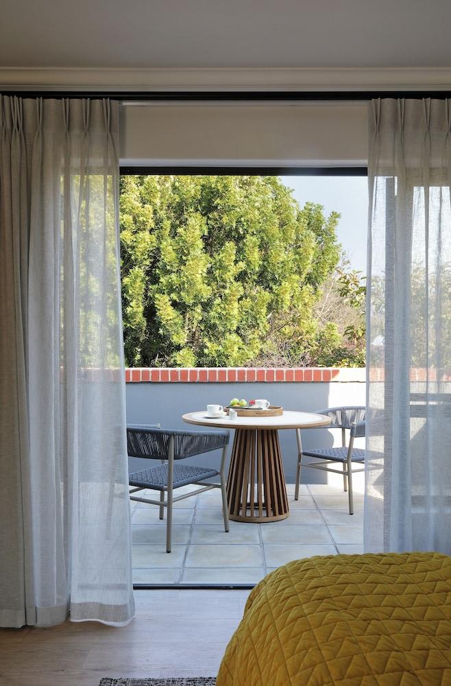 Twice Central Guesthouse