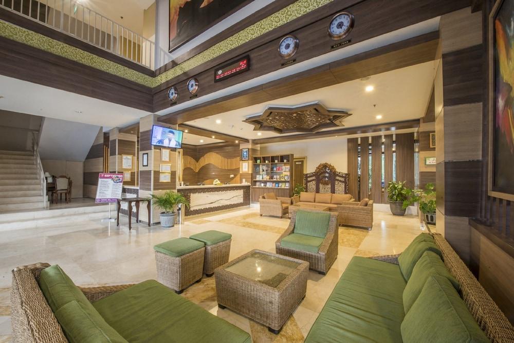 Lorin Syariah Hotel Solo