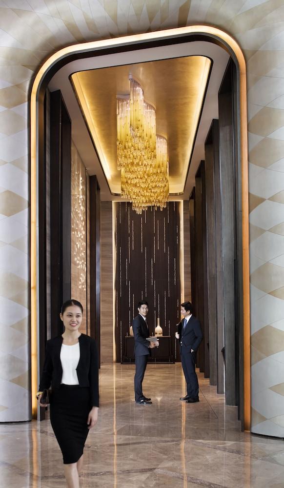 JW Marriott Hotel Shenzhen Bao'an
