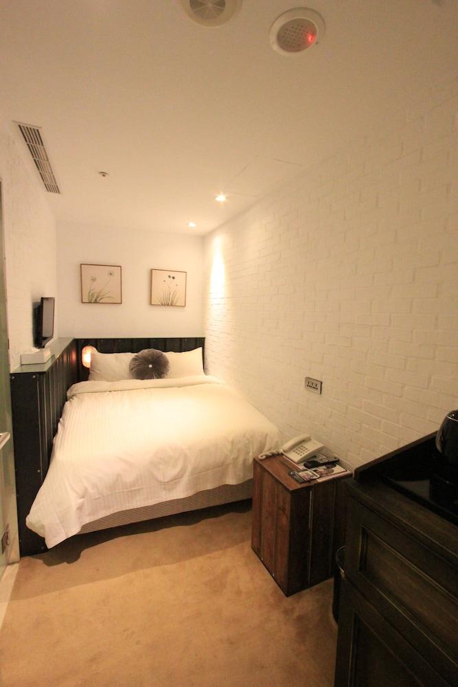 Cheers Boutique Hotel