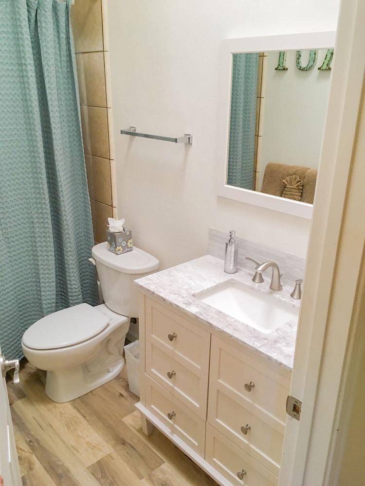 Maui Meadows Guest House