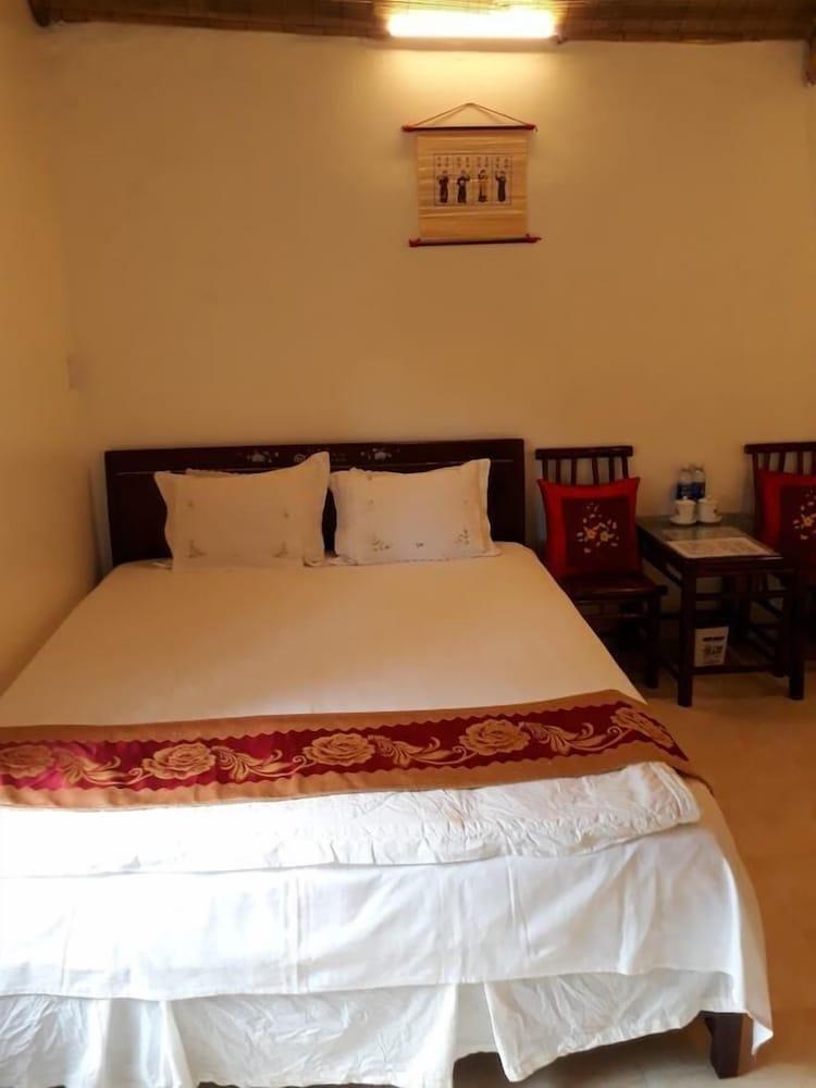 Vietnamese Ancient Village Hotel