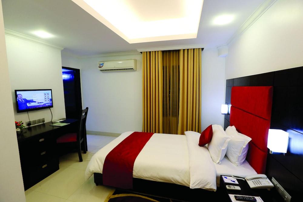 Nascent Gardenia Baridhara