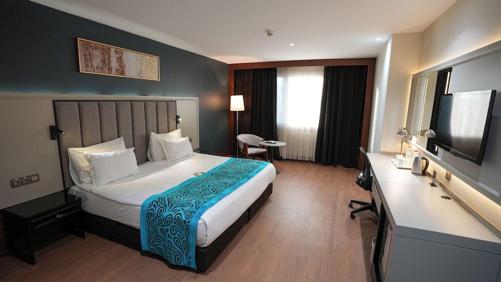 Teymur Continental Hotel