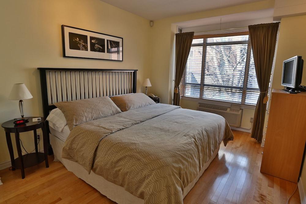 ApartHotelMontréal by Les Terrasses Saint Urbain