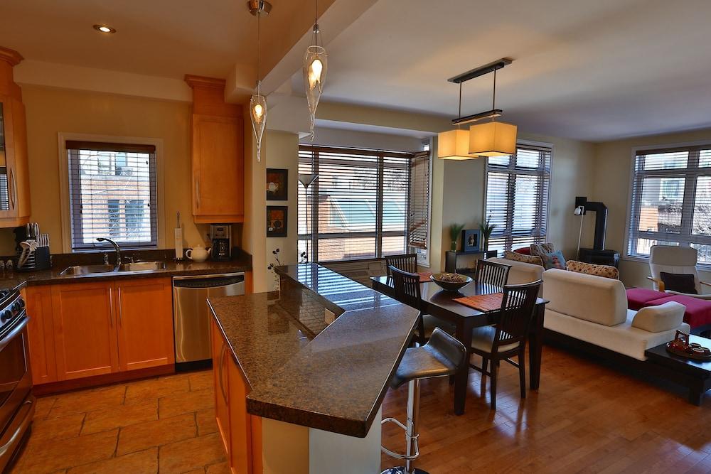 ApartHotelMontréal by Les Terrasses Saint Urbain