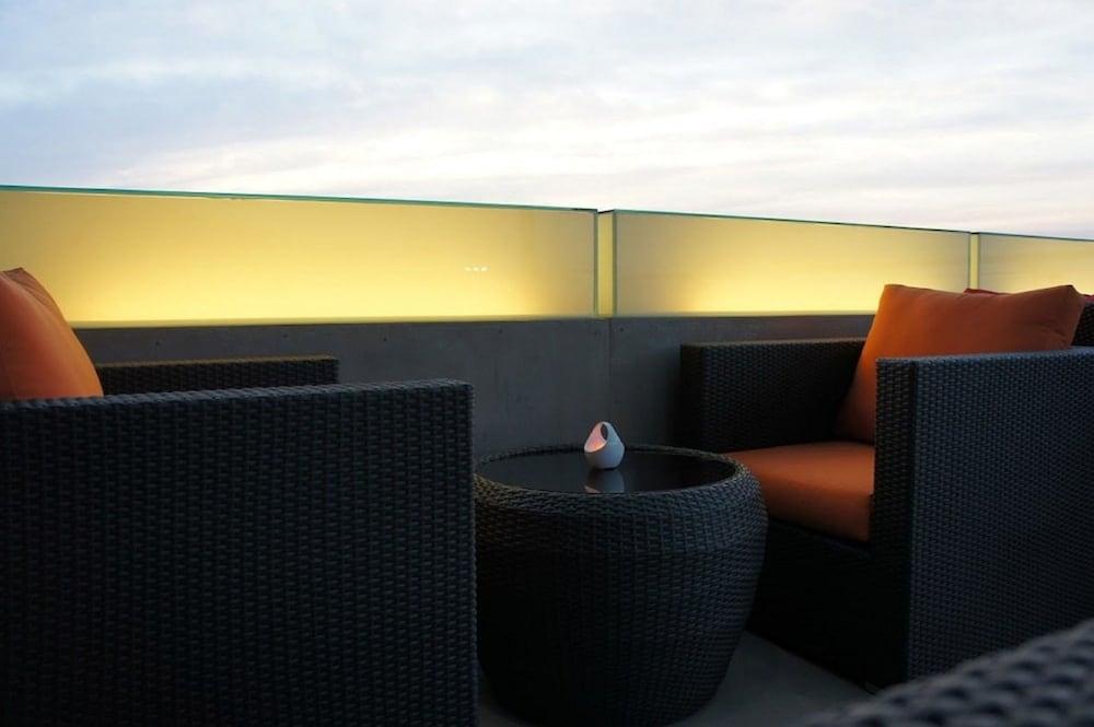 Serenotel Pattaya Beach Front