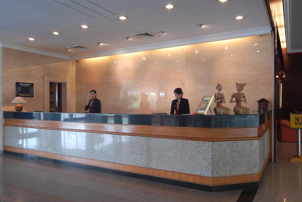 Aston Cimone Hotel & Convention Center