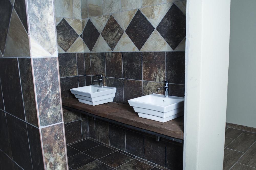 Pomegranite Golf Resort & Spa