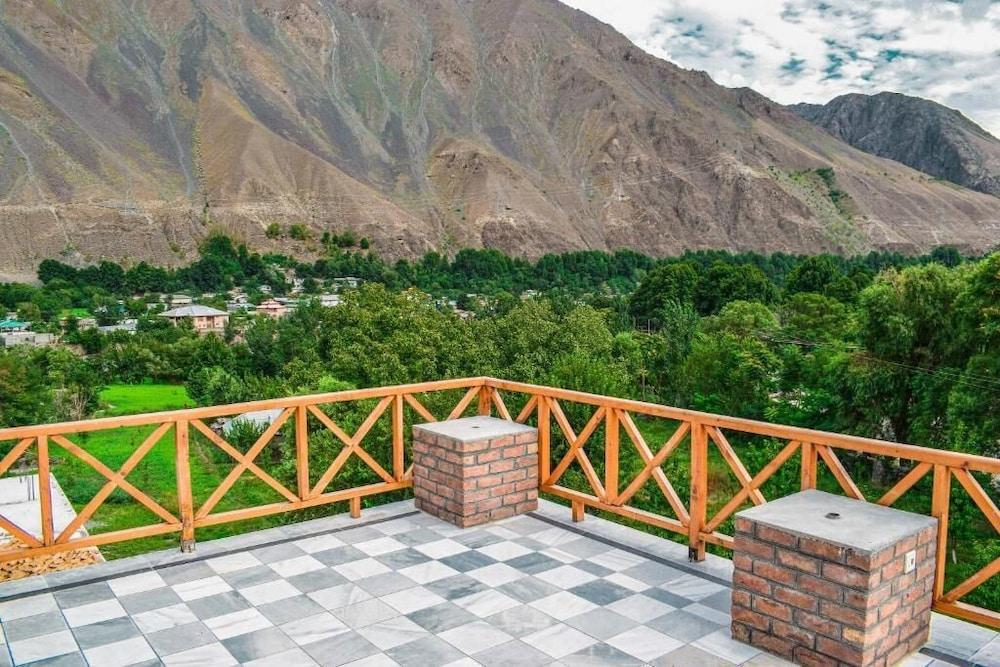 Roomy Hindukush Sarai