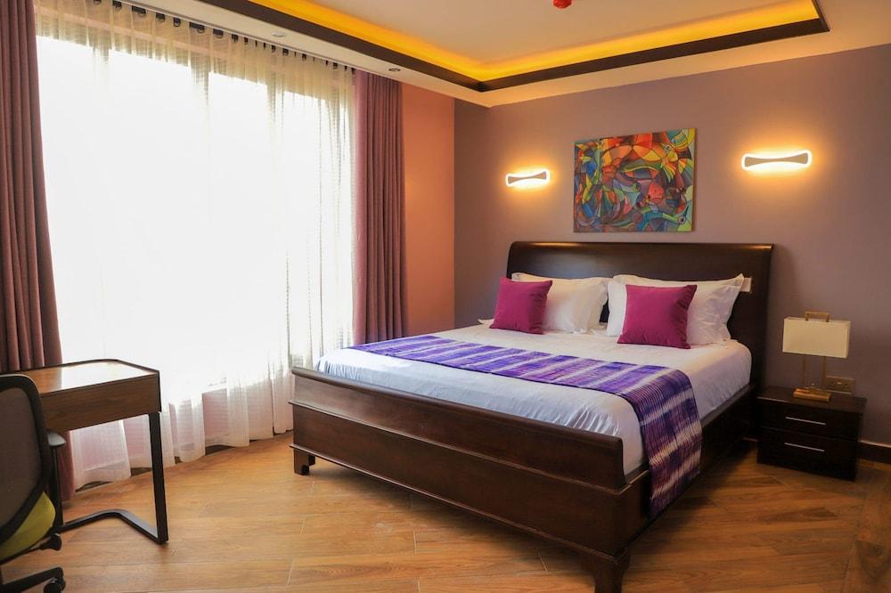 Le tsuba Grand Hotel