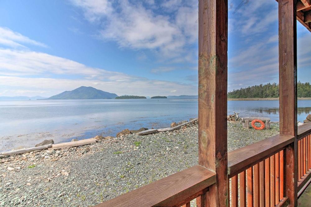 Oceanfront Craig Apt: Grill, Fishing On-site!