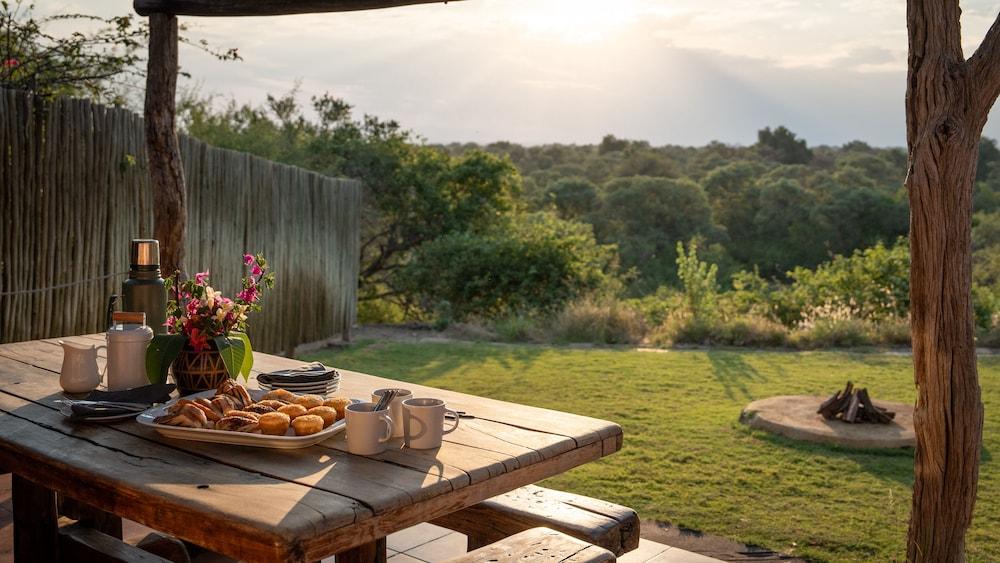 Shalimpo Safari Home - Mashatu Game Reserve