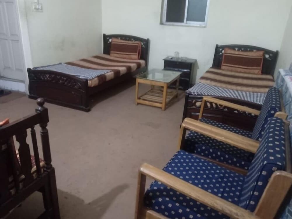 Umer Hotel and Restaurant