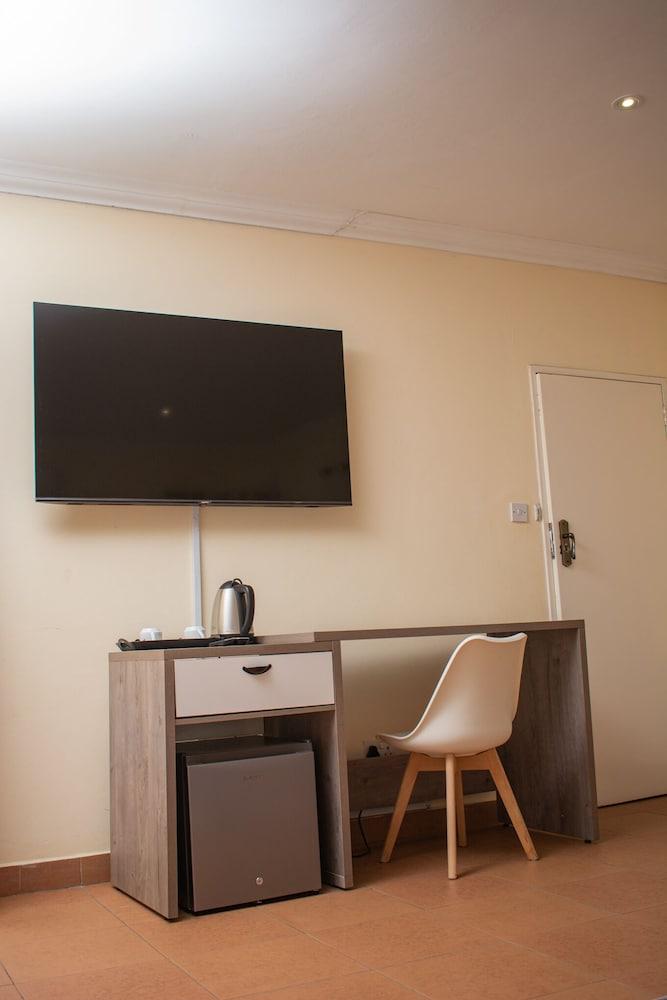 Staybridge Kasane Resort & Spa