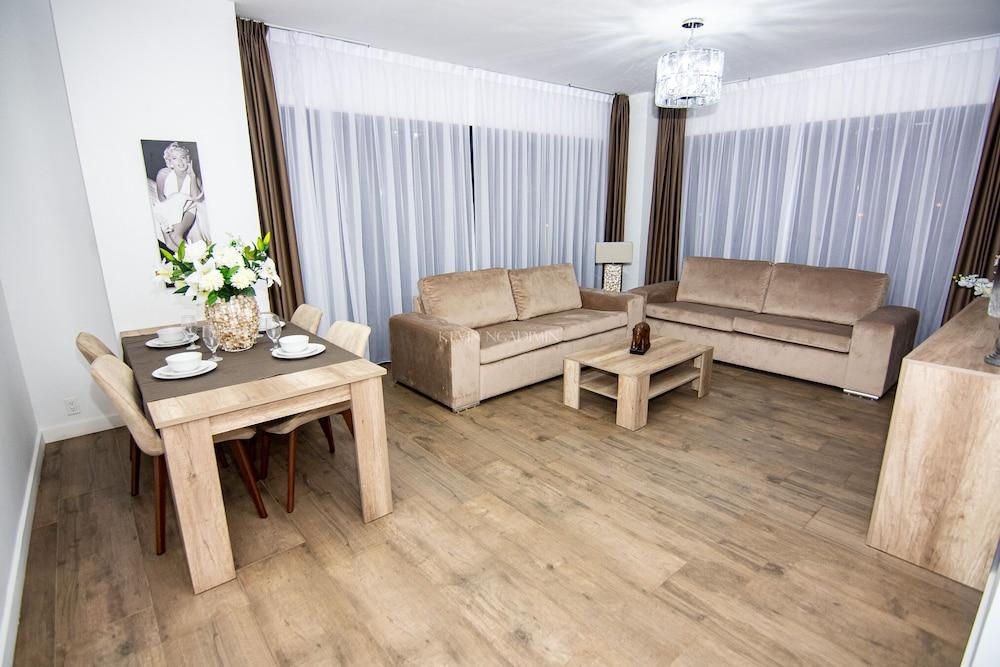 Empire 1 Celinastraat Paramaribo