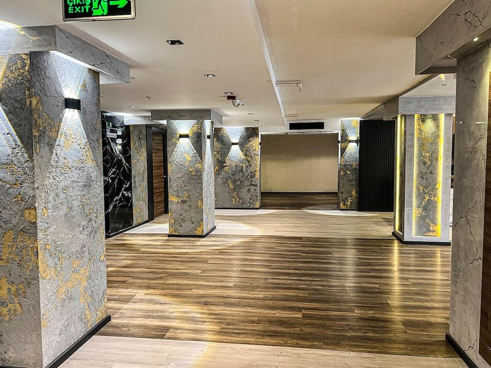 Sera Lake Center Hotel