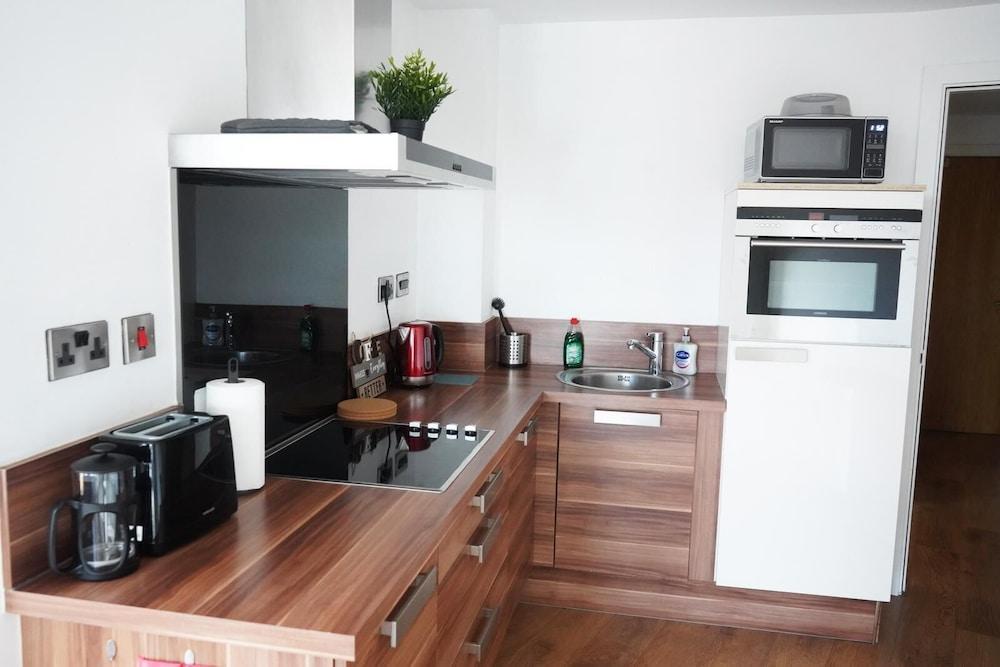 Inviting 2-bed Apartment in Sheffield