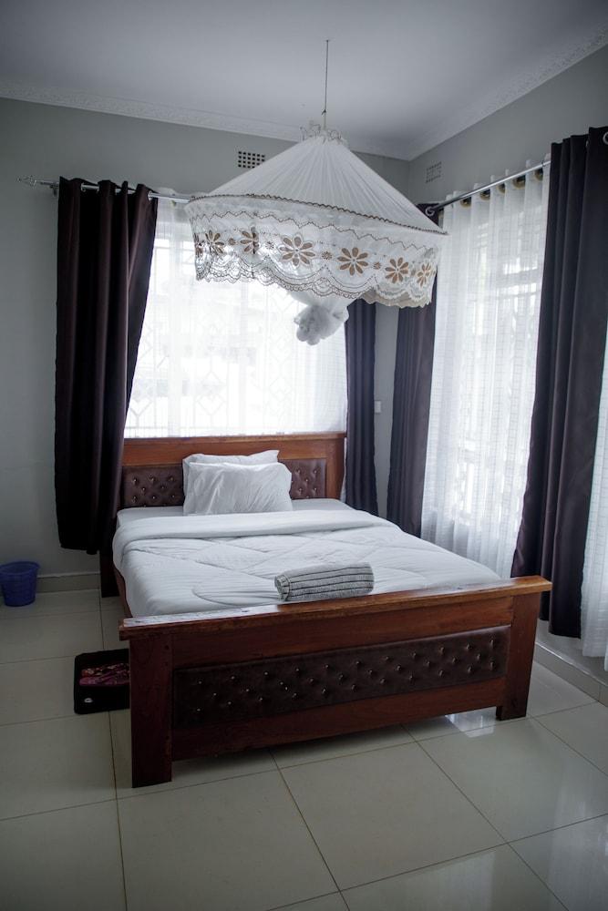 Stadium View Executive Guest House