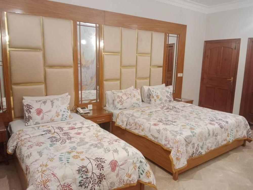 Travel Lodge Clifton