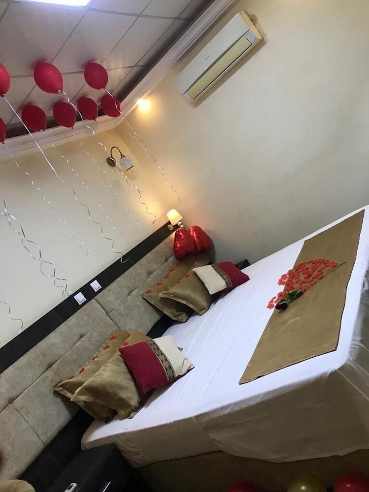 Hôtel Univers 3 Aéroport Luxe