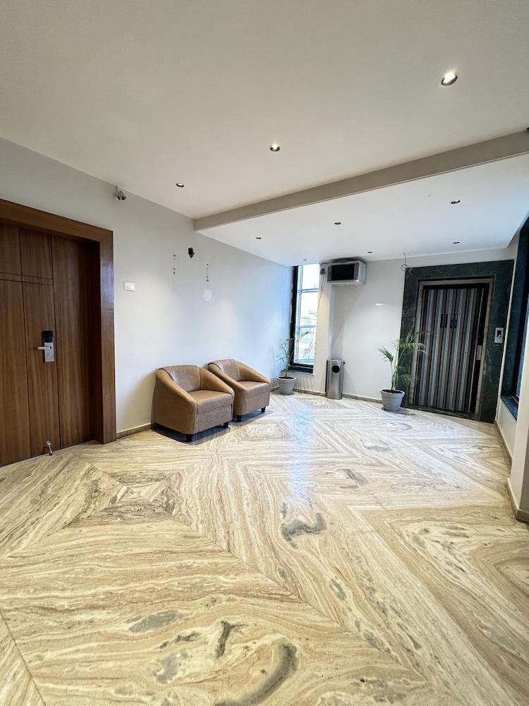 Alba Premier Kolhapur