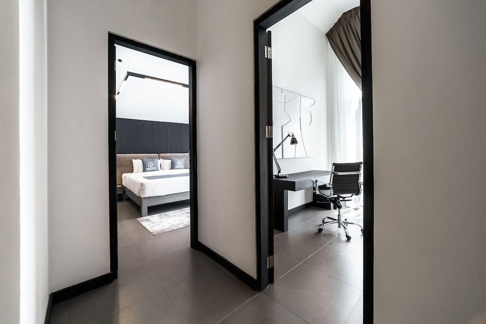 Premier Umalas Villas