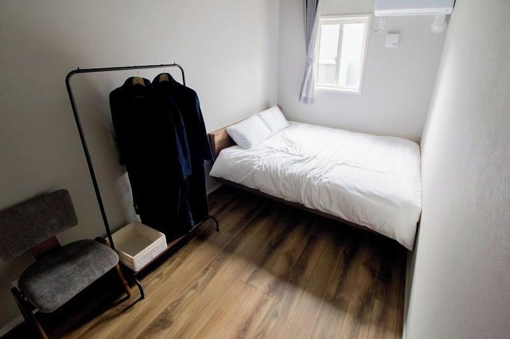 LOCALINO STAY AOSHIMA