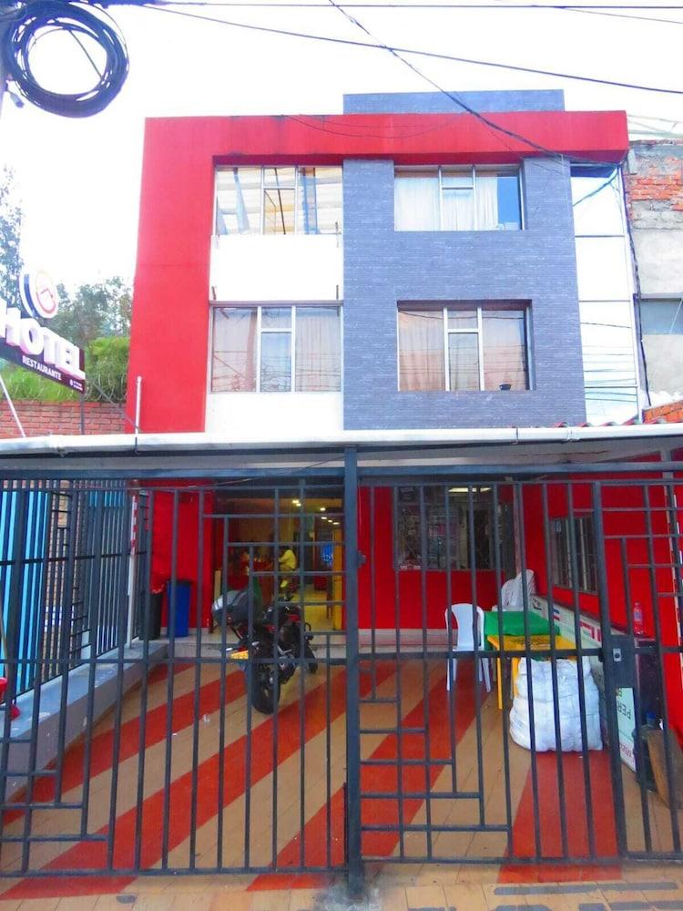 Hotel Flores La Frontera