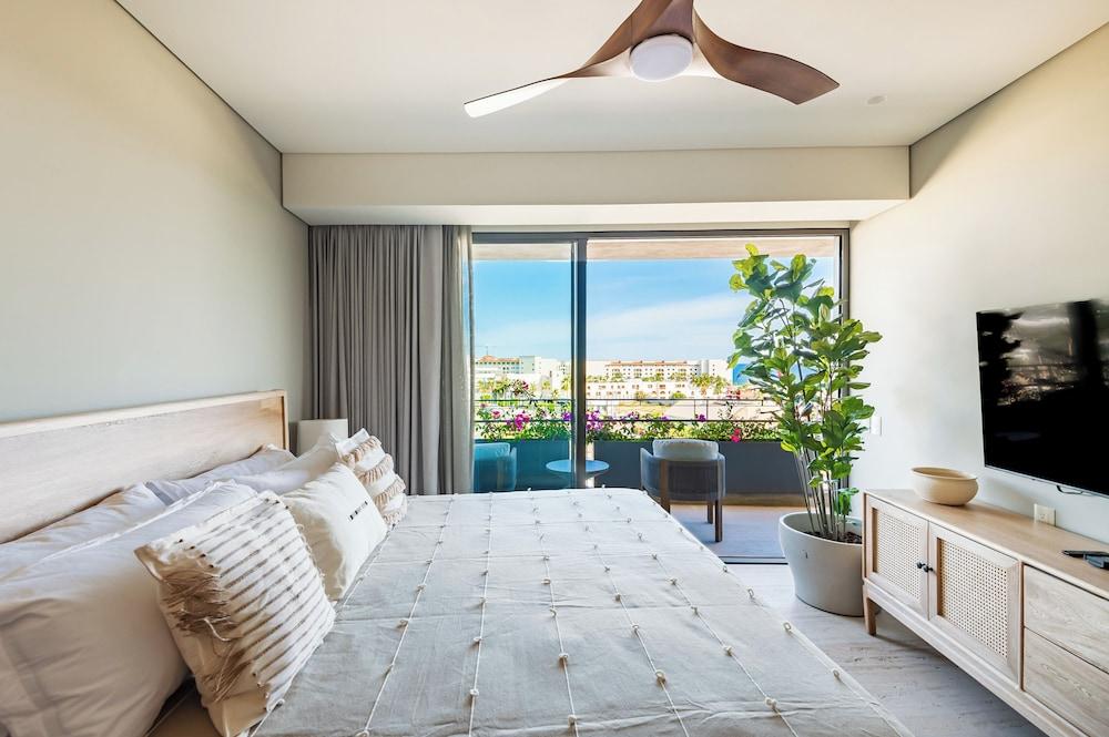 Punto Nima  Luxury Condos