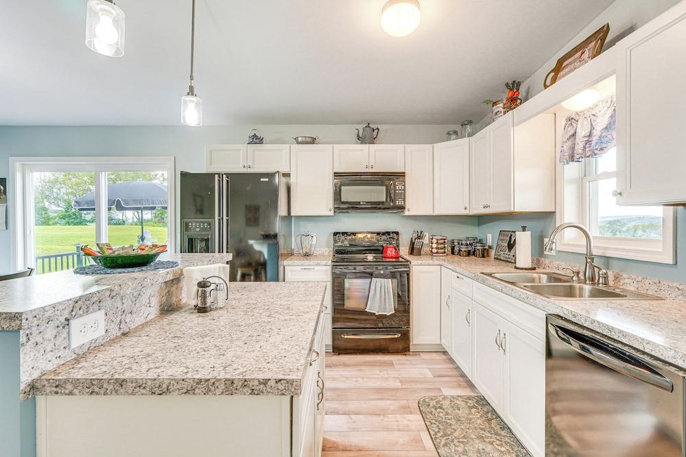 Comfortable Muncy Home w/ Serene Views!