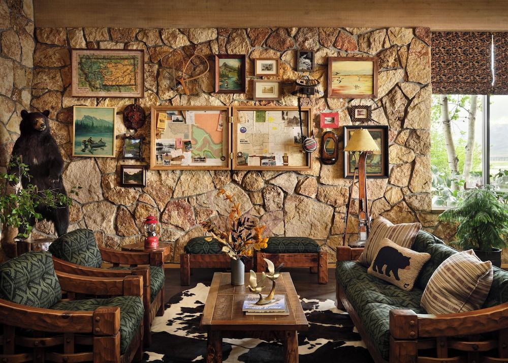 Field & Stream Lodge Bozeman