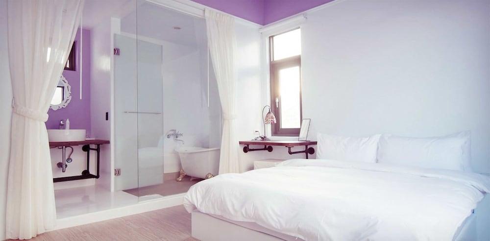 Whilom SeaShoreHotel