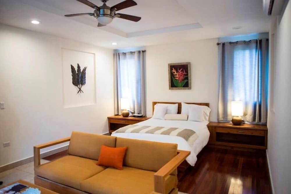 Maxime Boutique Hotel